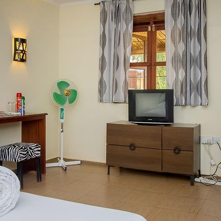 2 Friends Guest House Jinja Exterior photo