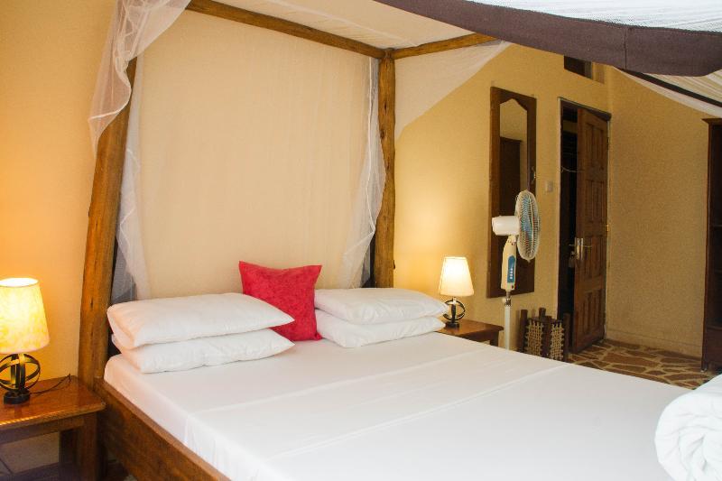 2 Friends Guest House Jinja Exterior photo